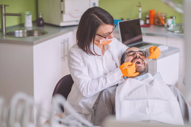 Best Walk-In Emergency Dentist in The Galena Territory, IL